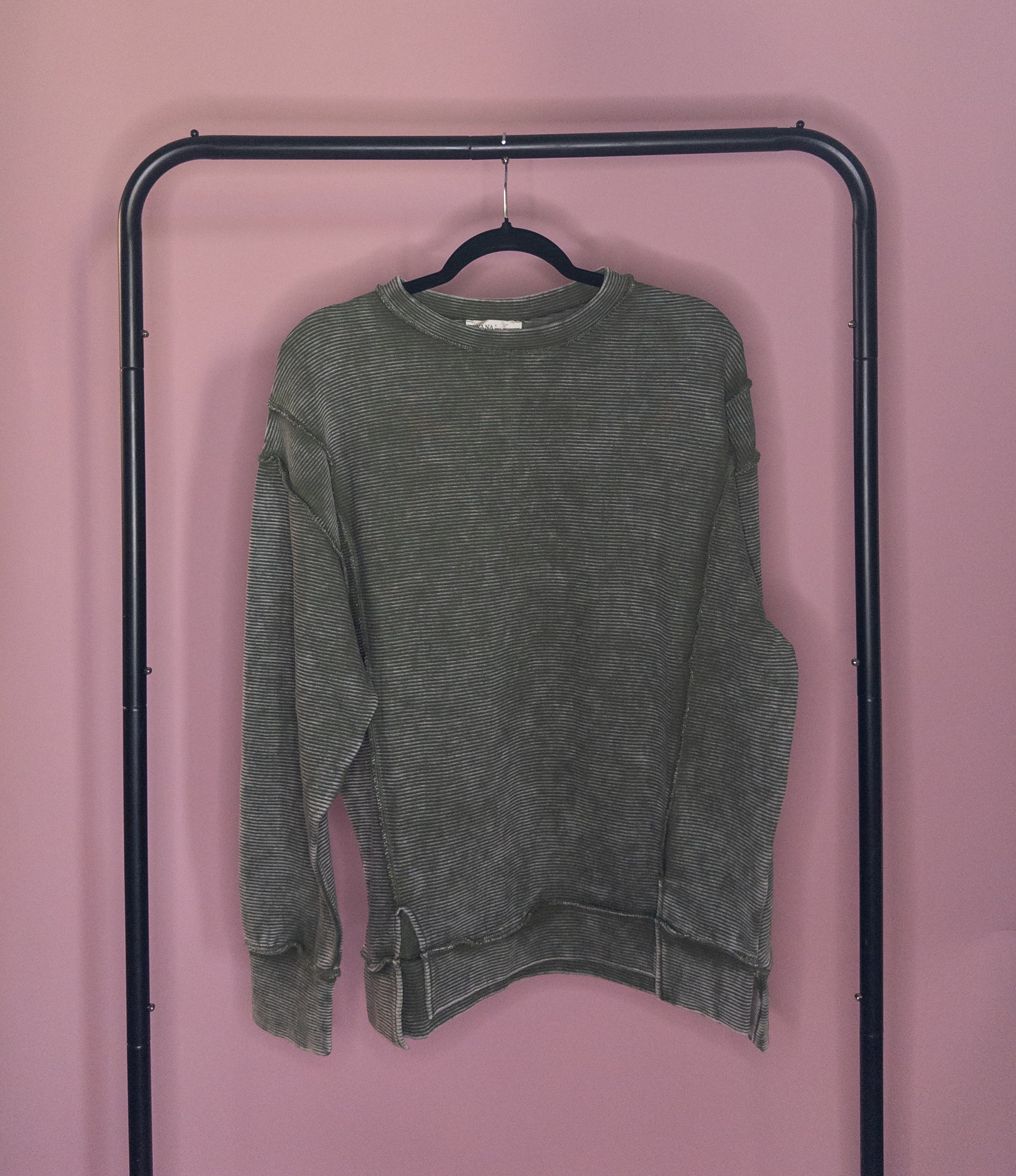 Easy Days Acid Wash Pullover