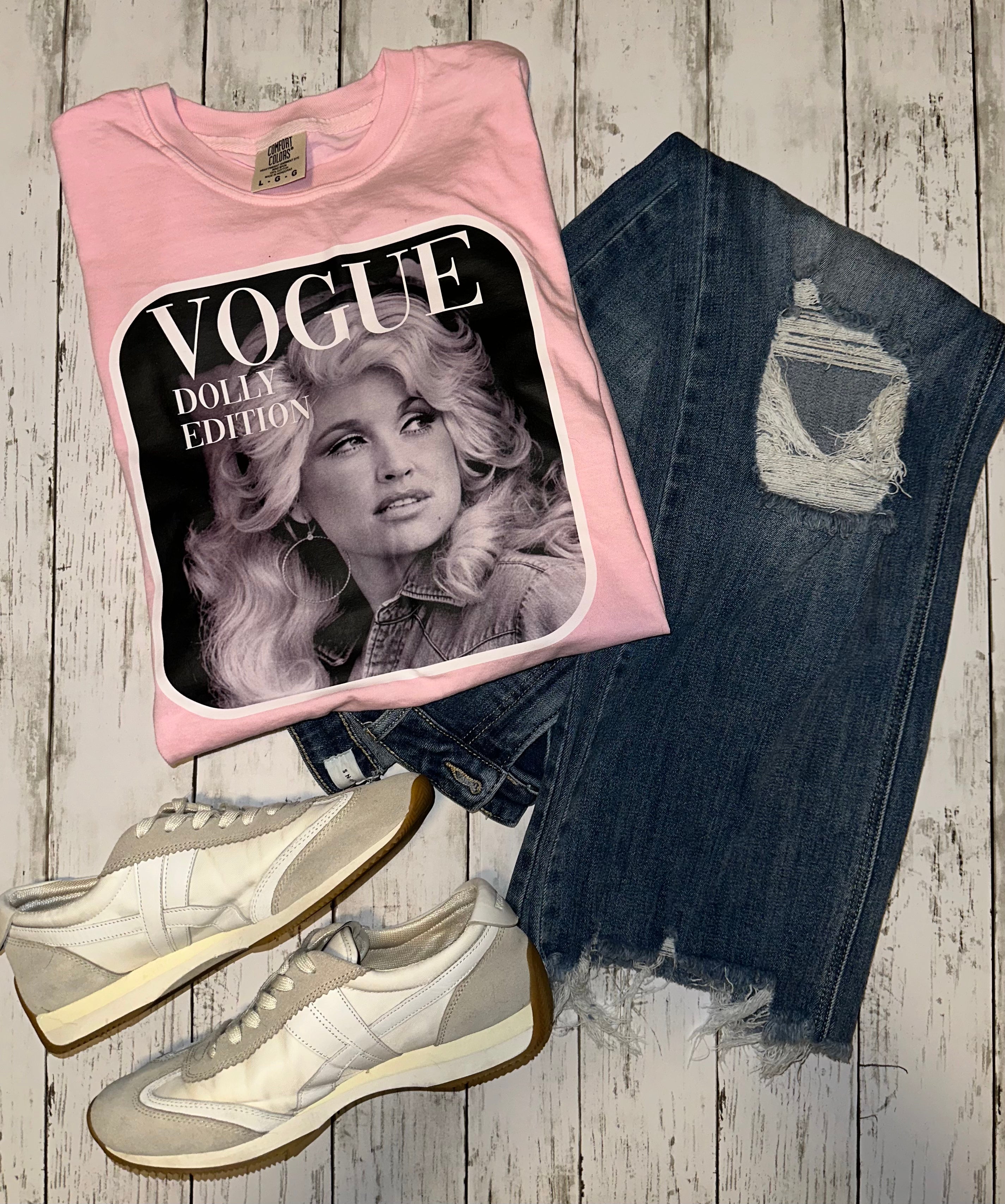 Hello Dolly Tee